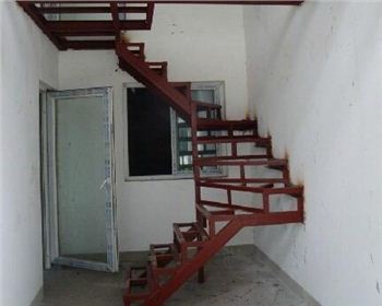 成都閣樓搭建槽鋼的搭建方法？